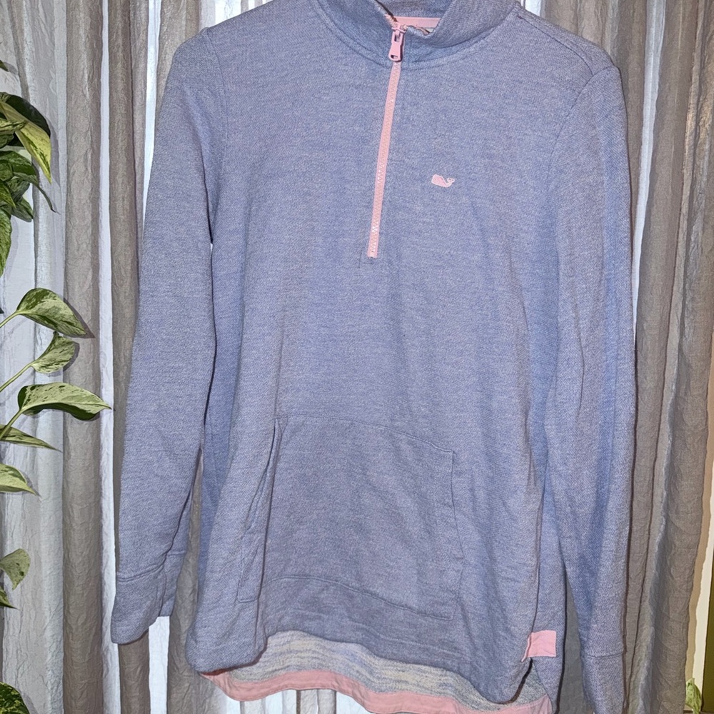 Vineyard vines size xs men or woman